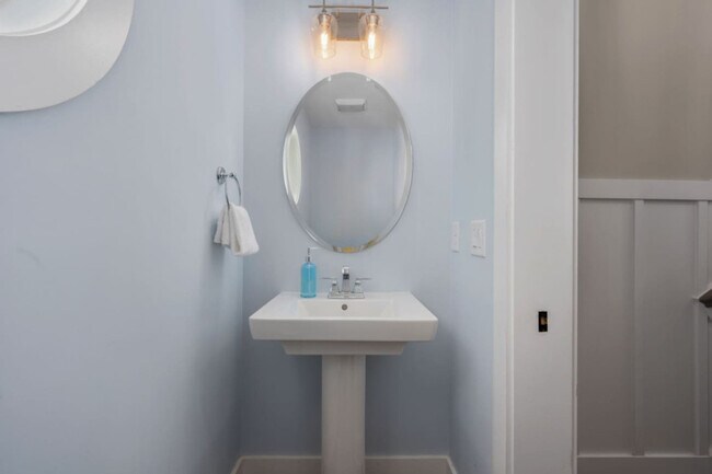 Building Photo - 983 Cruz Bay Ln