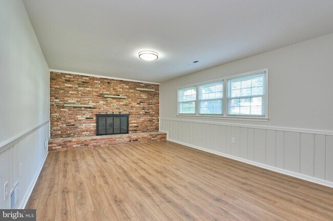 Building Photo - 2807 Schafflind Ct