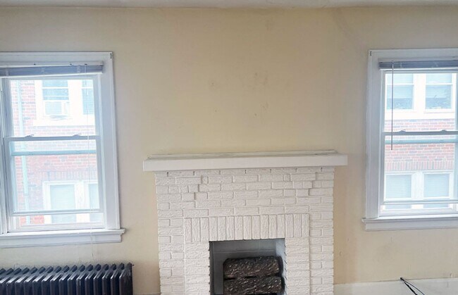 Building Photo - 319 Terrace Ave