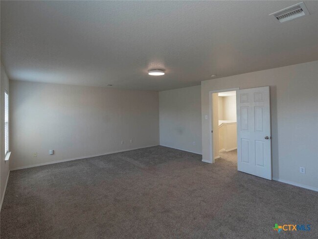 Building Photo - 424 Copper Hill Dr