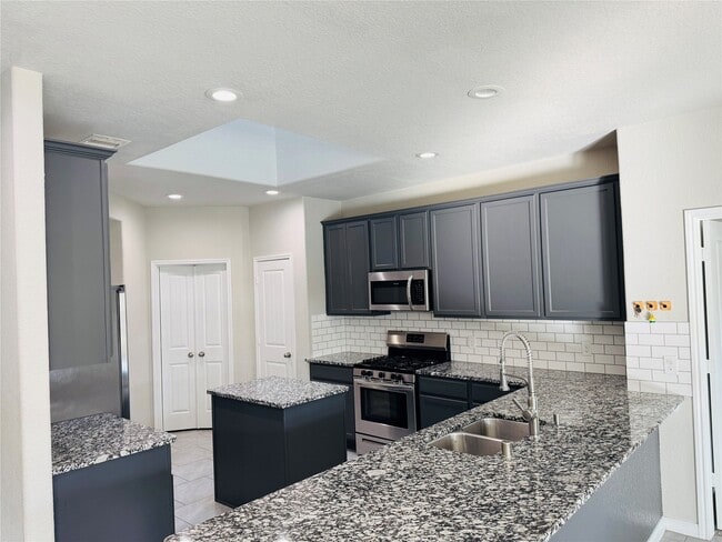 Building Photo - 18227 Grayson Blf Wy