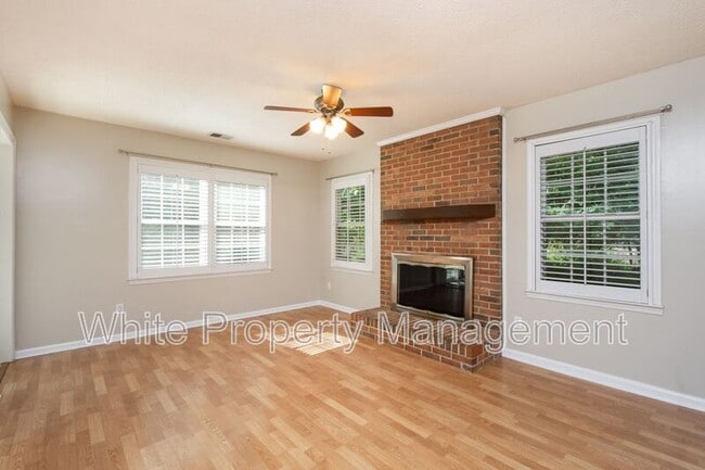 Building Photo - 3209 Silver Pond Ct
