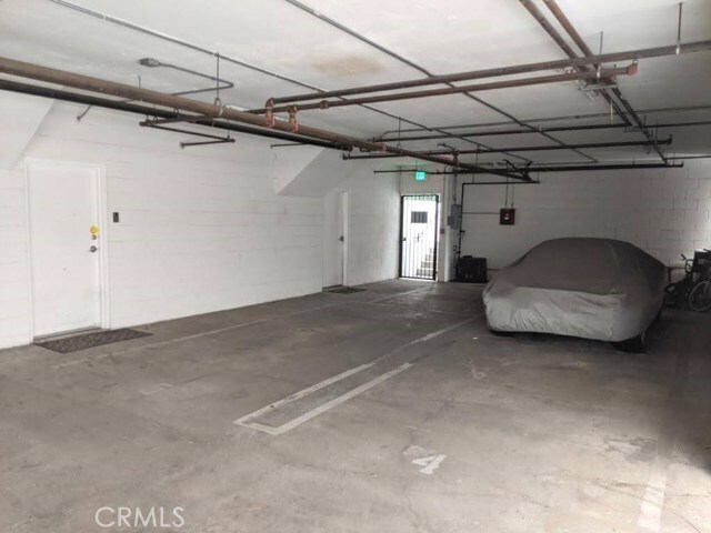 Building Photo - 13260 Landale St