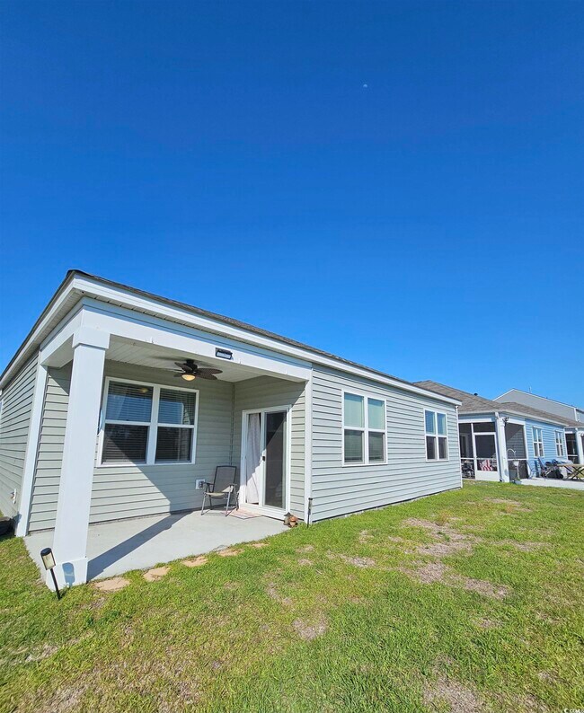 Building Photo - 3193 Bells Lk Cir