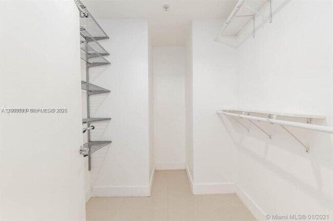 Building Photo - 3250 Grand Ave