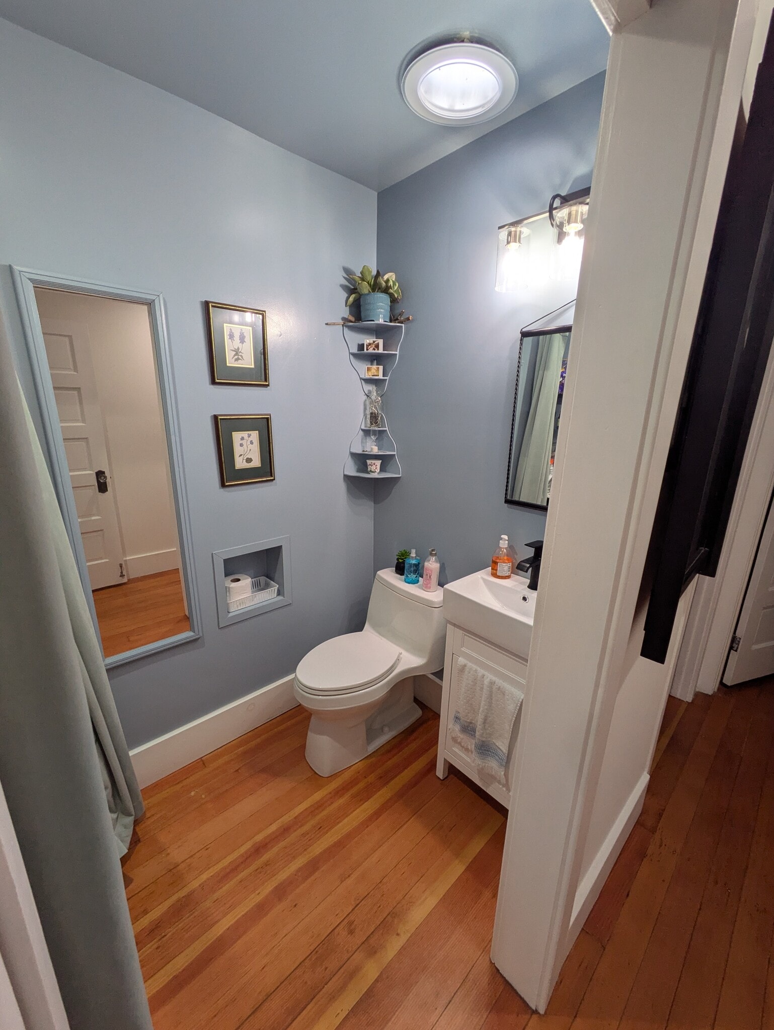 Building Photo - 522 E Maple Ave