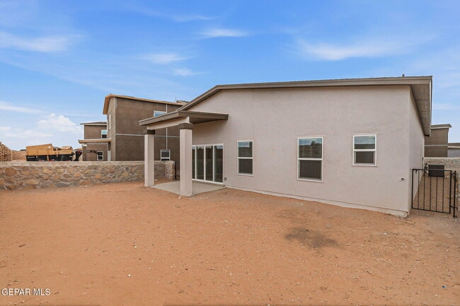 Building Photo - 15340 Resolve Dr