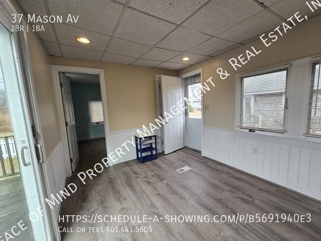 Building Photo - 37 Mason Ave