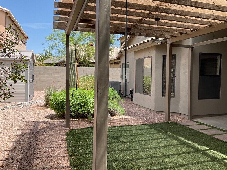 Building Photo - 3872 E Mountain Sky Ave