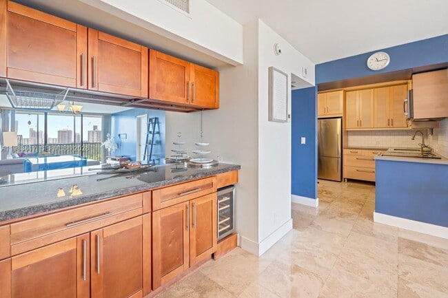 Building Photo - 20335 W Country Club Dr