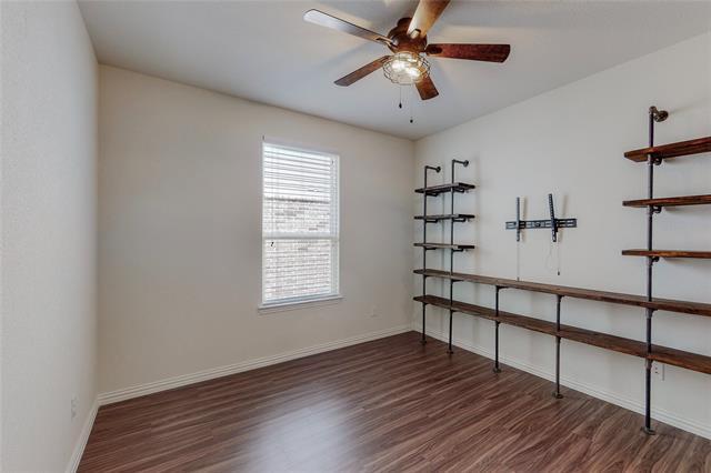 Building Photo - 2424 Mockingbird Ct