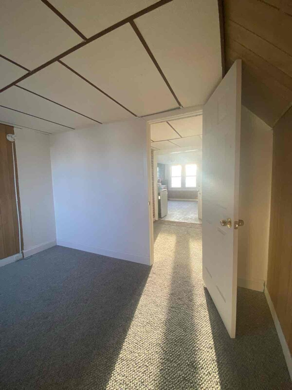 Building Photo - 29 Glenn St