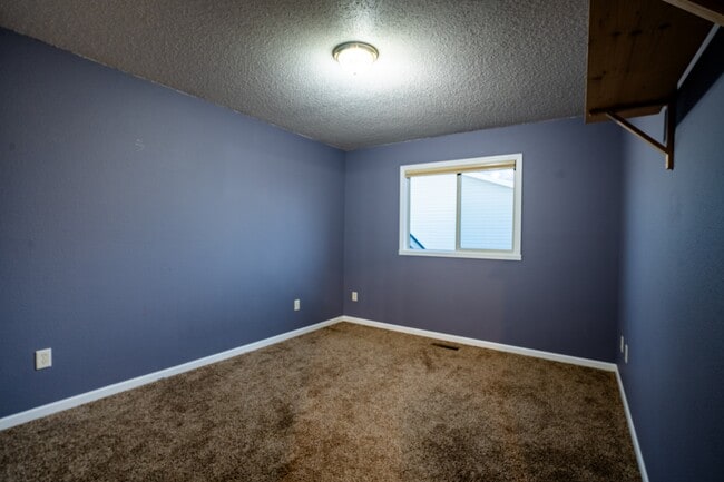 Building Photo - 5961 Springfield Rd
