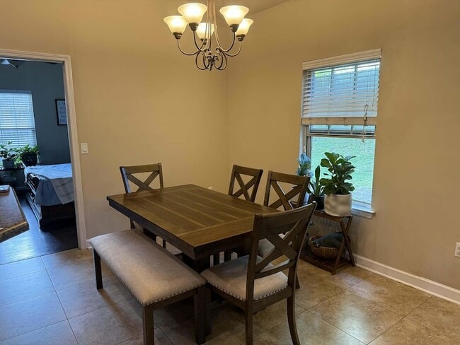 Building Photo - 315 Egan Dr