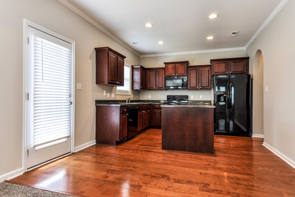 Building Photo - 4134 White Kestrel Dr