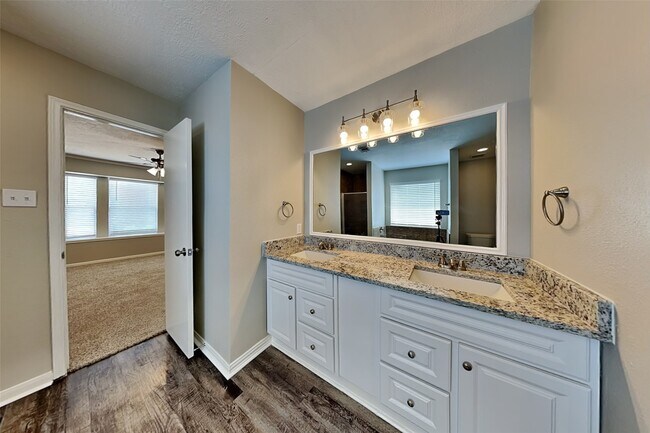 Building Photo - 5711 Deer Timbers Trail