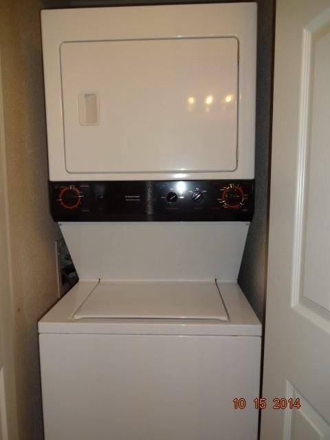 Building Photo - 2255 Braeswood Park Dr