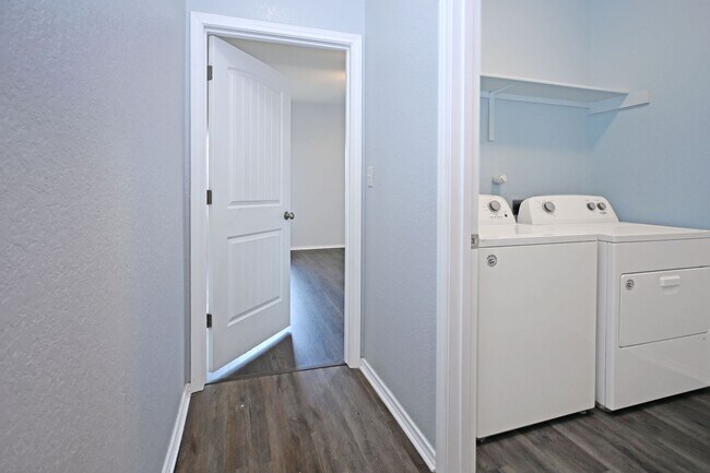 Building Photo - 133 Buttercup Bnd