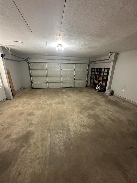 Building Photo - 636 County Rd 3731