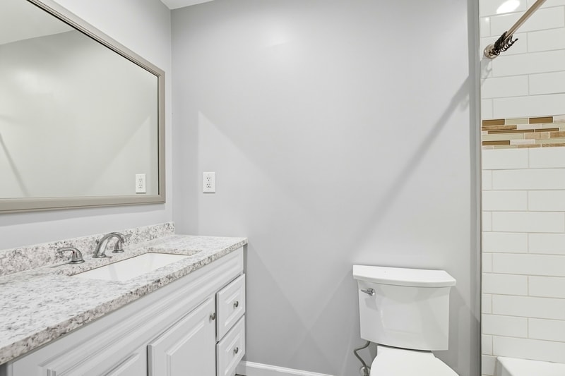 Building Photo - 13314 Vanessa Ave