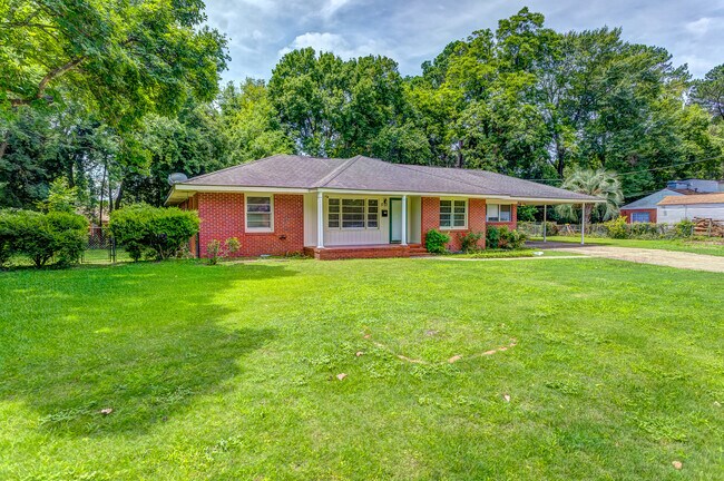 Building Photo - 3720 Pelzer Ave