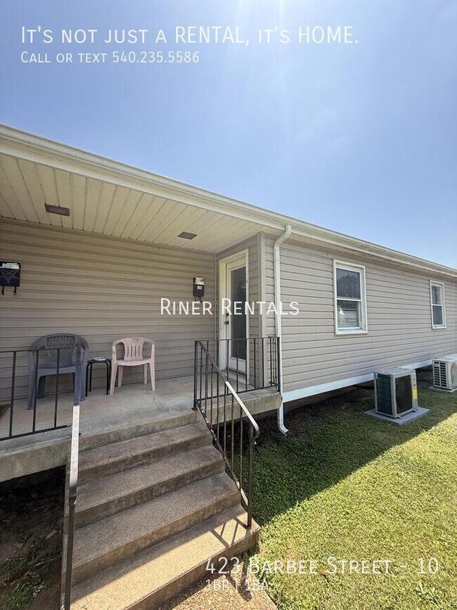 Building Photo - 423 Barbee St