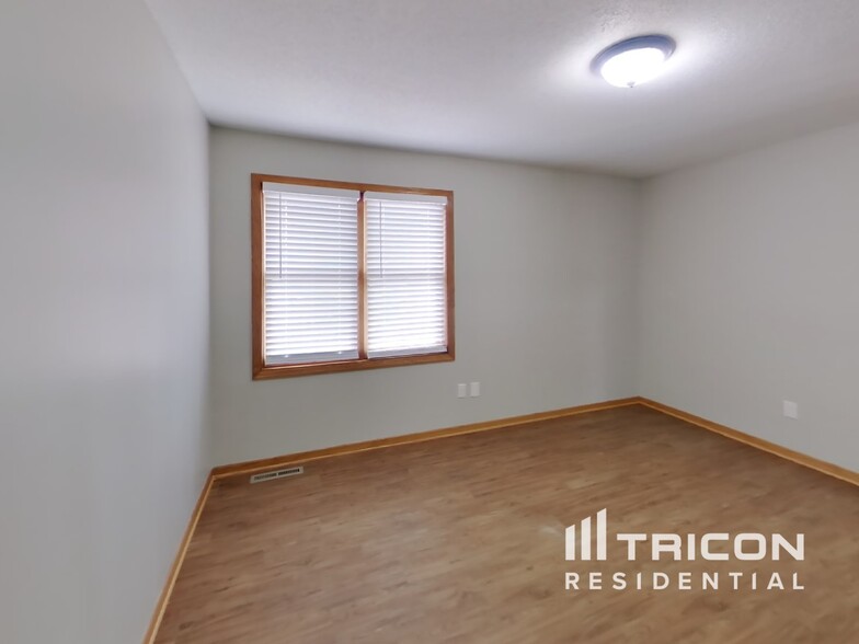 Building Photo - 4005 Deerwood Trail
