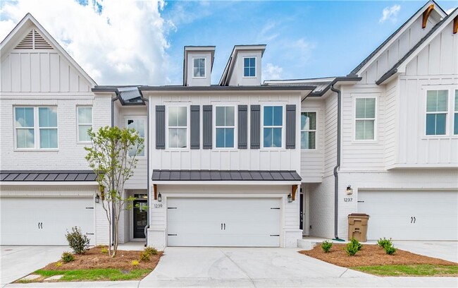 Building Photo - 1239 Waterfall Ct
