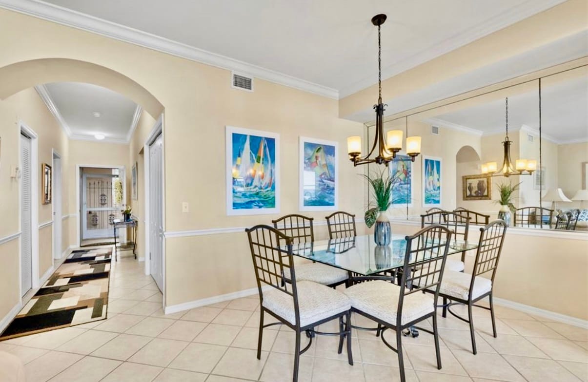 Building Photo - 10480 Washingtonia Palm Way