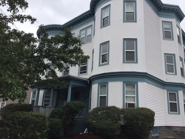 Building Photo - 108 Thurston St