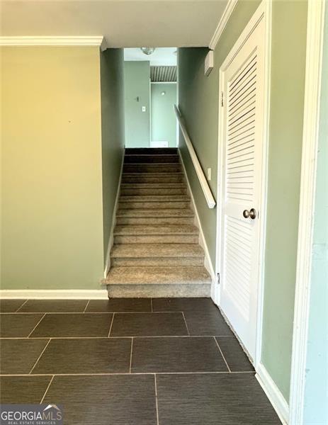 Building Photo - 4093 Hideaway Dr