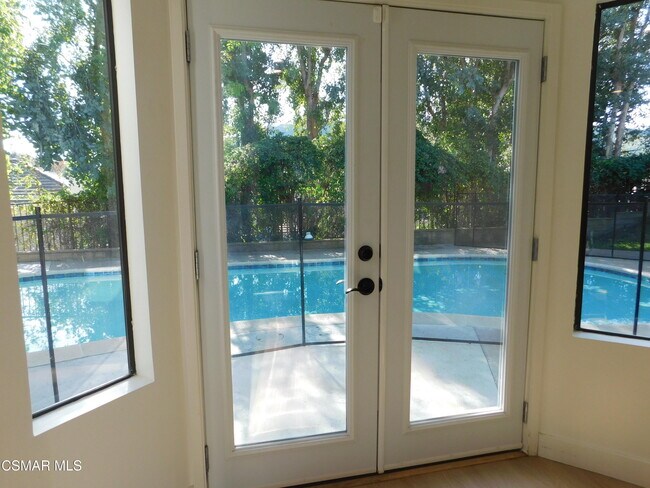 Building Photo - 30024 Quail Run Dr