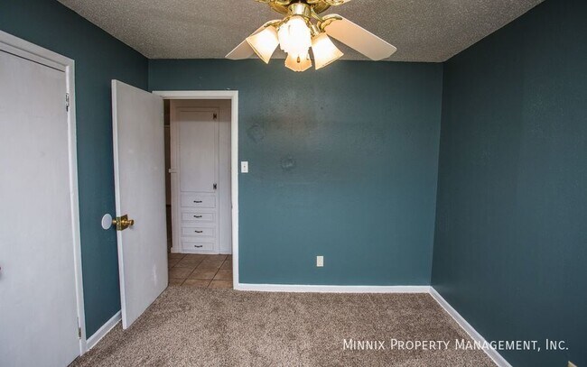 Building Photo - 5414 6th St