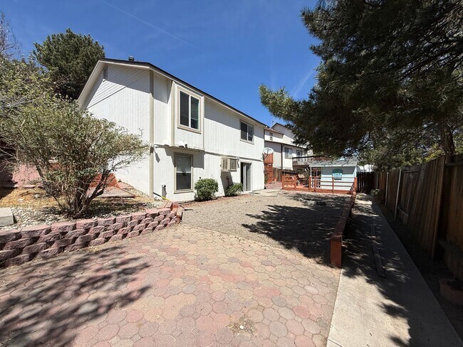 Building Photo - Great home in Sparks!