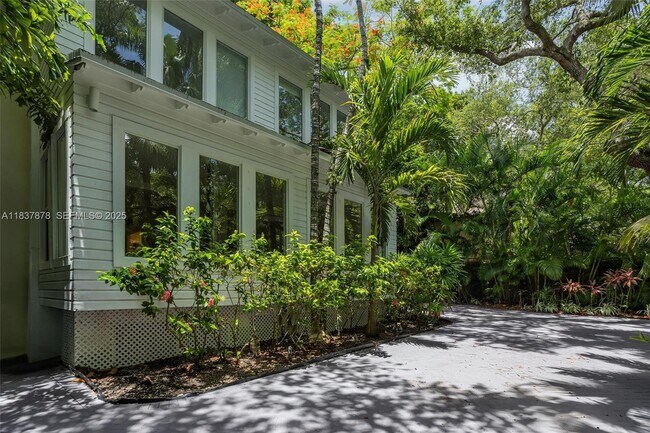 Building Photo - 4286 Douglas Rd