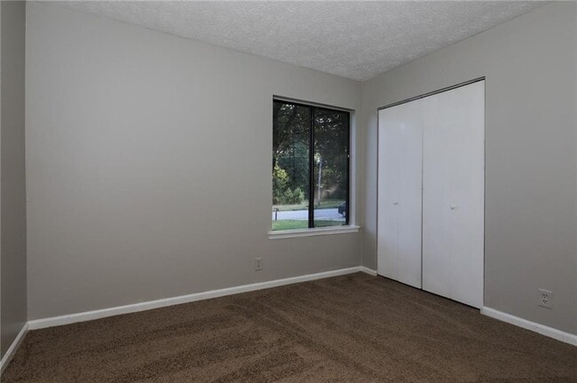 Building Photo - 3069 Caliente Ln