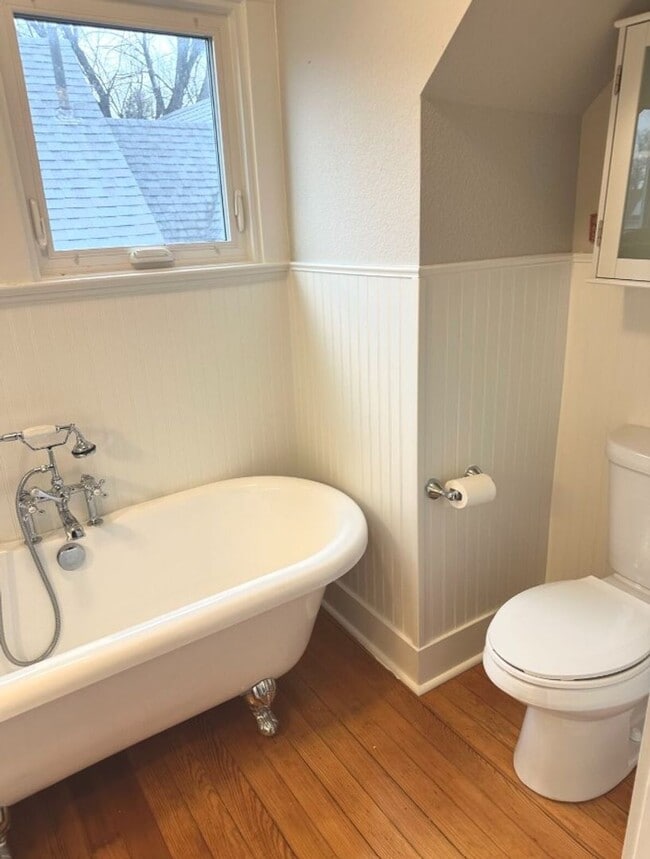 Building Photo - Beautiful 3 Bed/2 Bath in Downtown Colorado Springs!