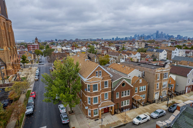 Building Photo - 2058 W 23rd St