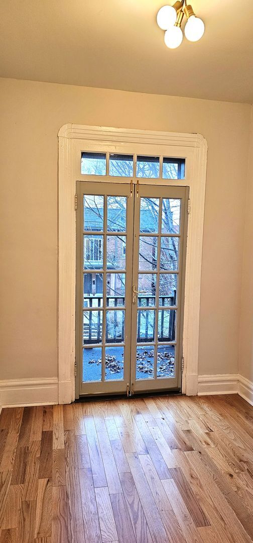 Building Photo - 3841 Shenandoah Ave