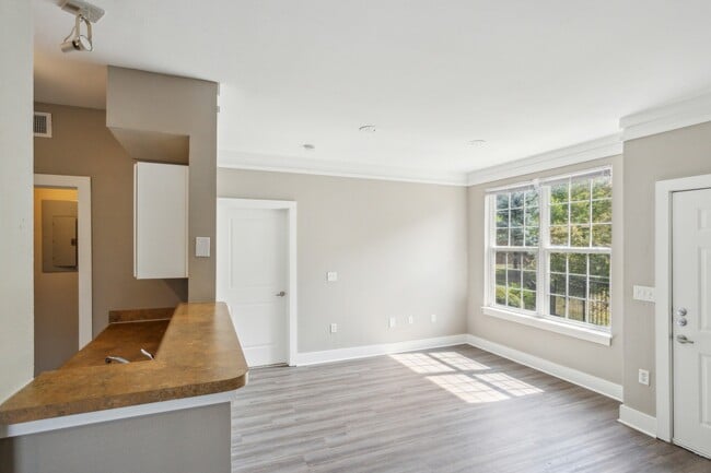 Building Photo - Province of Briarcliff