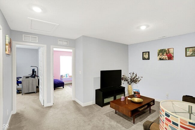 Building Photo - 1763 Trinity Ln