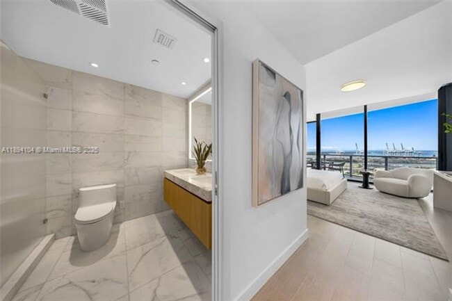 Building Photo - 500 Alton Rd