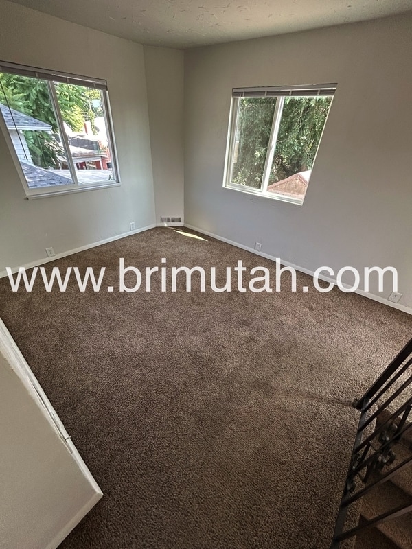 Building Photo - 254 E 700 S