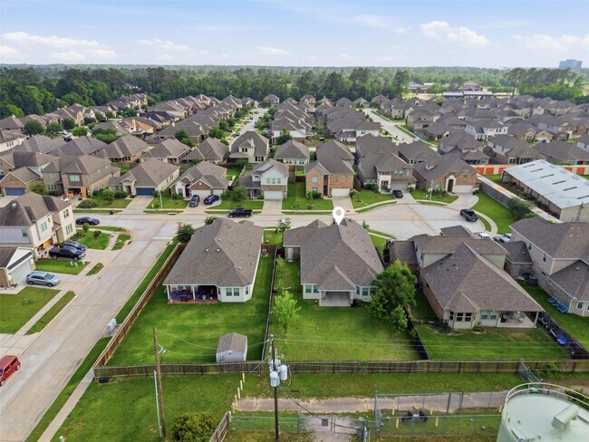 Building Photo - 25008 Calais New Ct