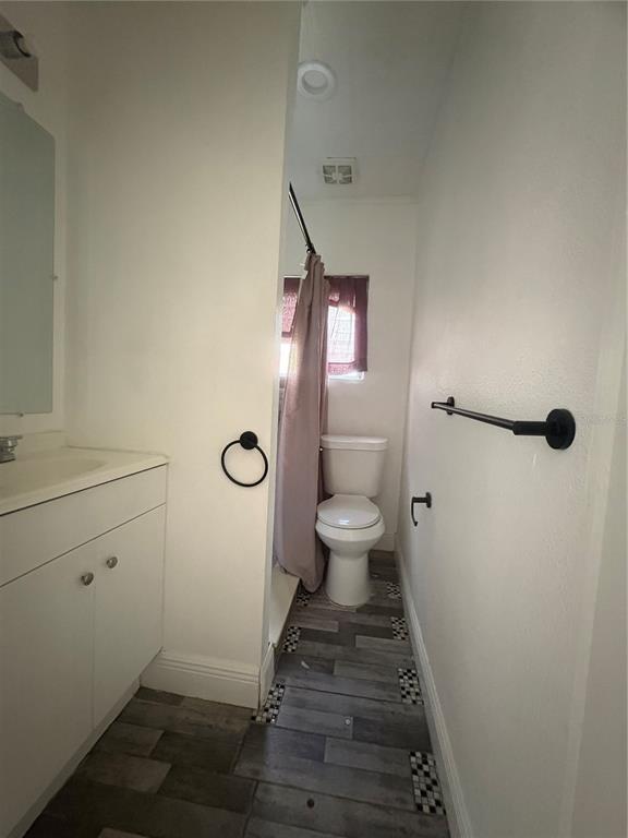 Building Photo - 121 Kensington Rd