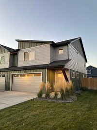 Building Photo - 2007 Klaus Ave