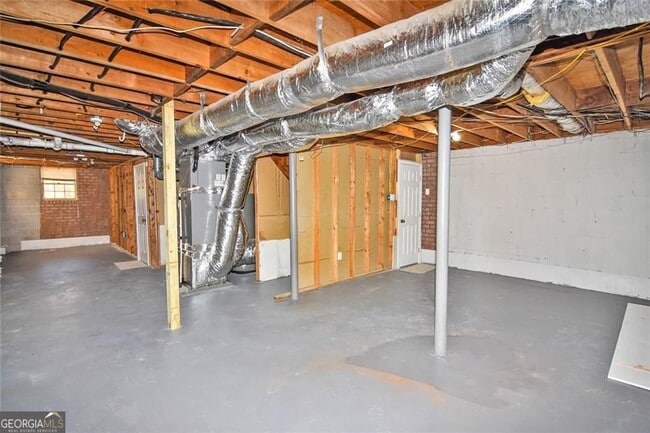 Building Photo - 86 Regency Way SE