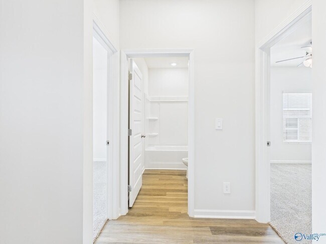 Building Photo - 112 Betty Williams Dr