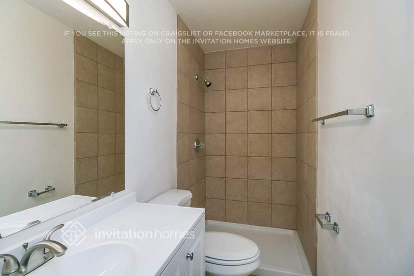 Building Photo - 7420 E Belleview St