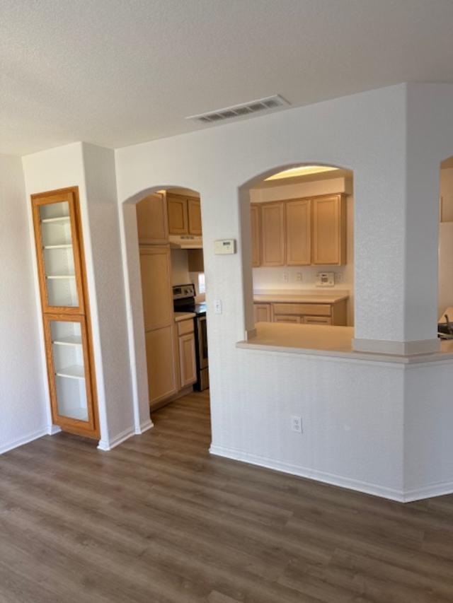 Building Photo - 3902 Jericho St